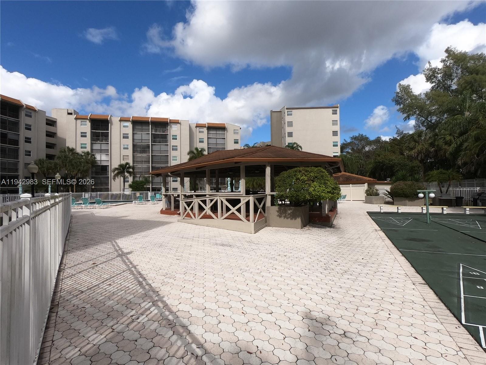 3930 Inverrary Boulevard 604D, Lauderhill, FL 33319 photo 27
