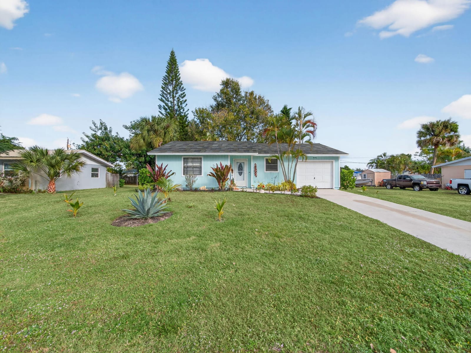 991 NW 15th Terrace, Stuart, FL 34994