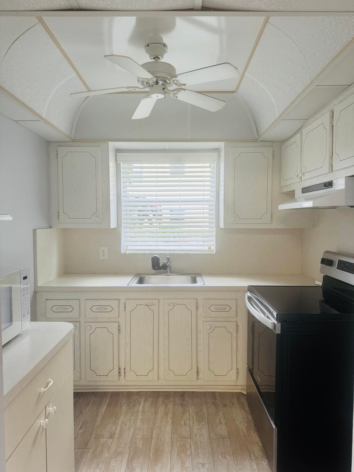338 Windsor O, West Palm Beach, FL 33417 photo 7