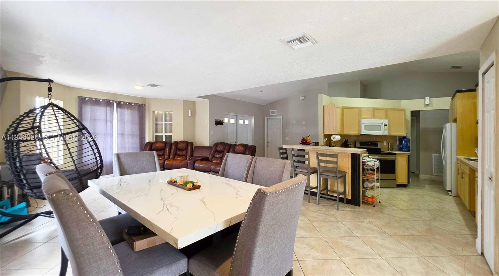355 N Lindero Street — photo 9