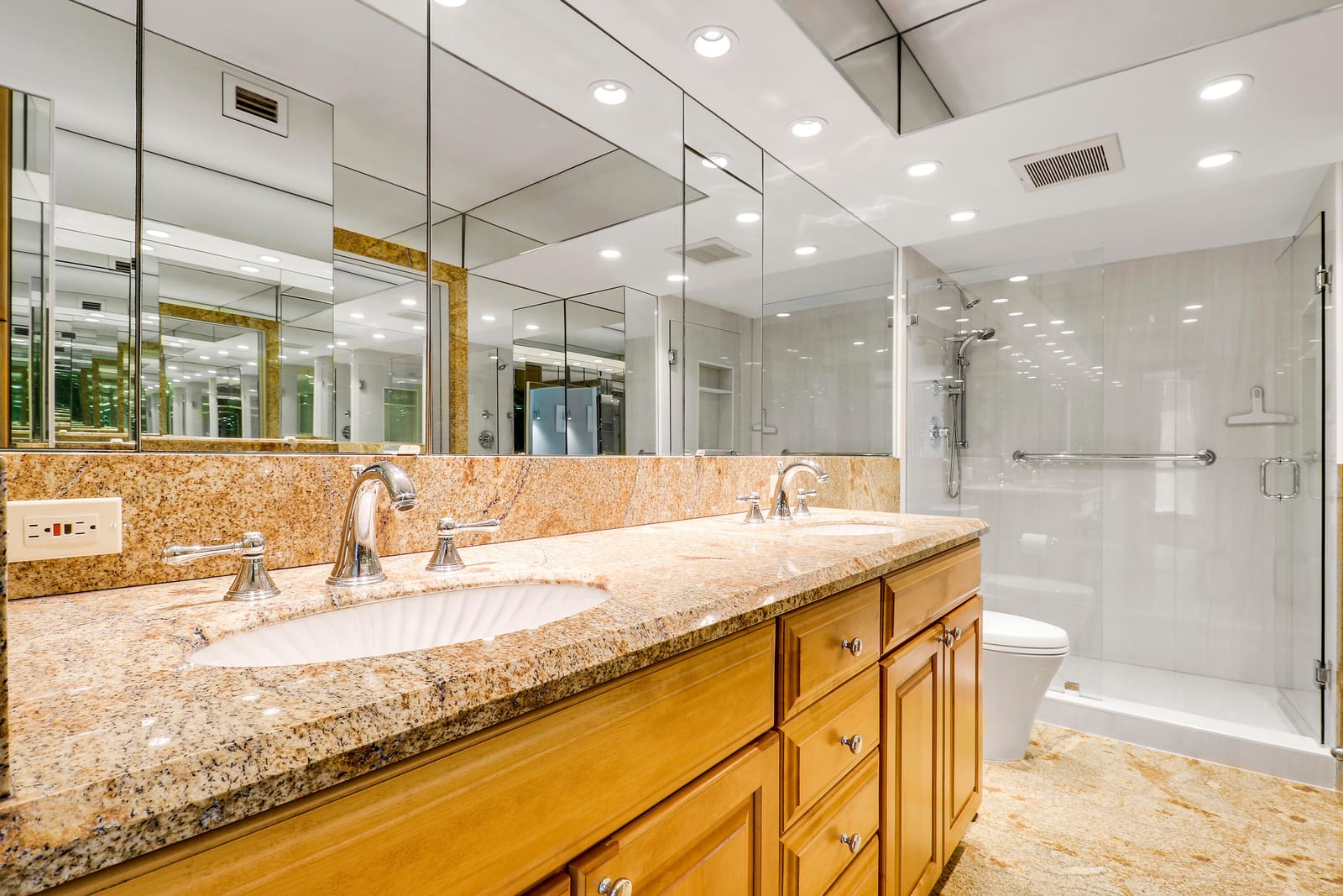 5380 N Ocean Drive 20b, Singer Island, FL 33404 photo 27