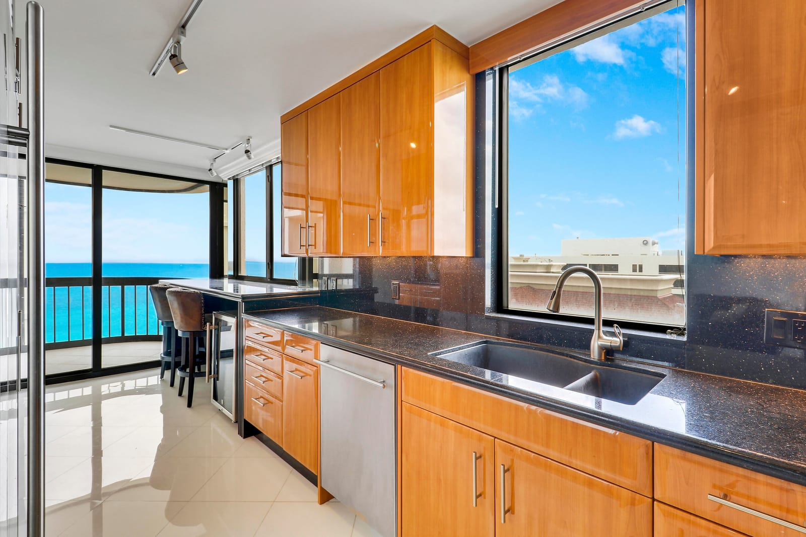 5380 N Ocean Drive 20b — photo 9