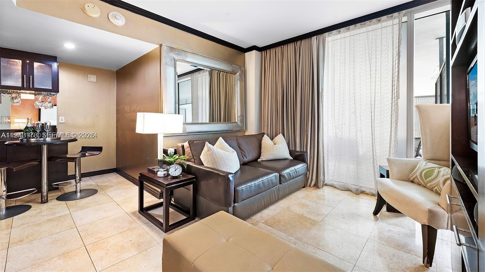 1437 Collins Avenue 327, Miami Beach, FL 33139 photo 8