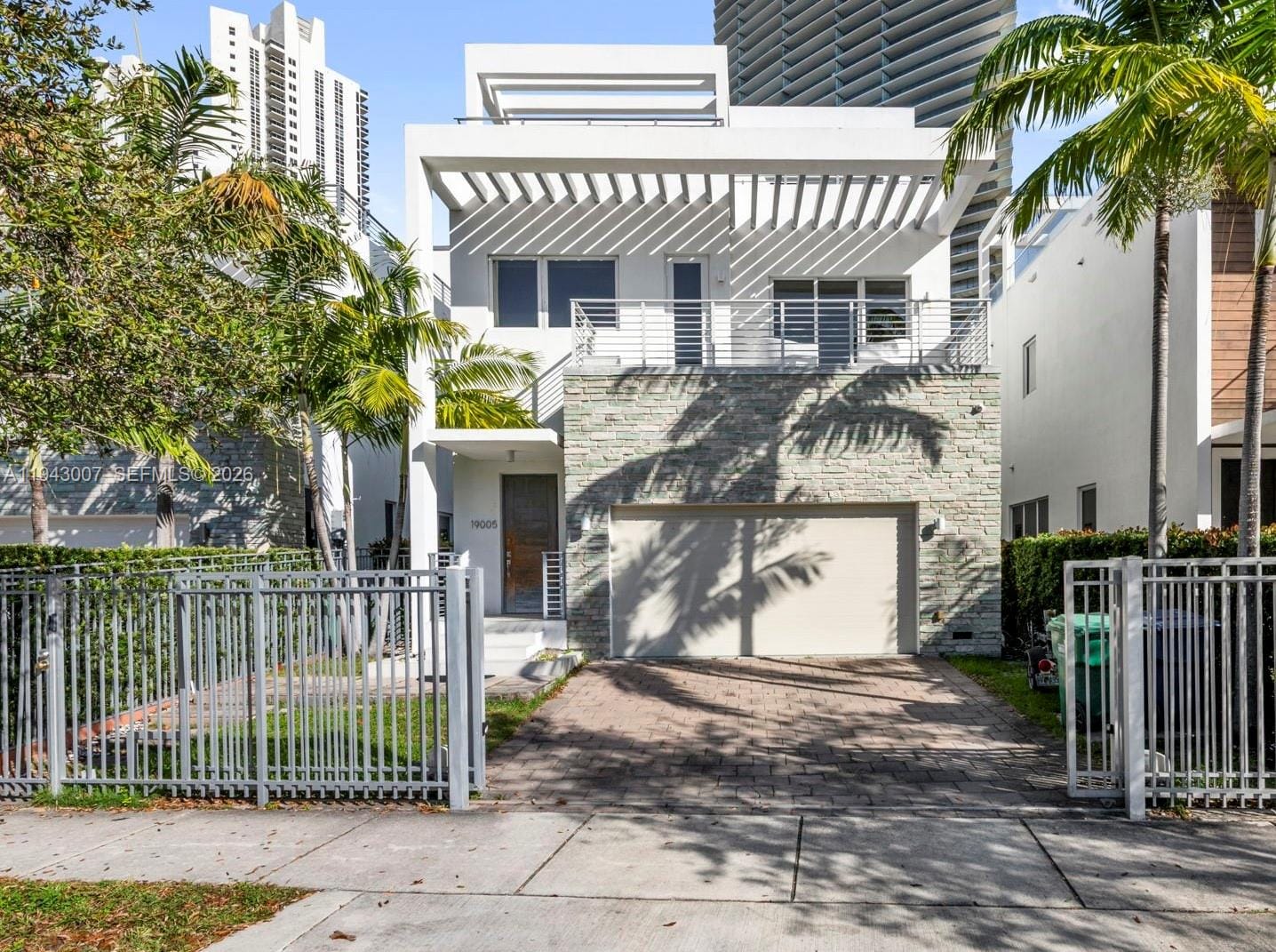 19005 Atlantic Boulevard, Sunny Isles Beach, FL 33160