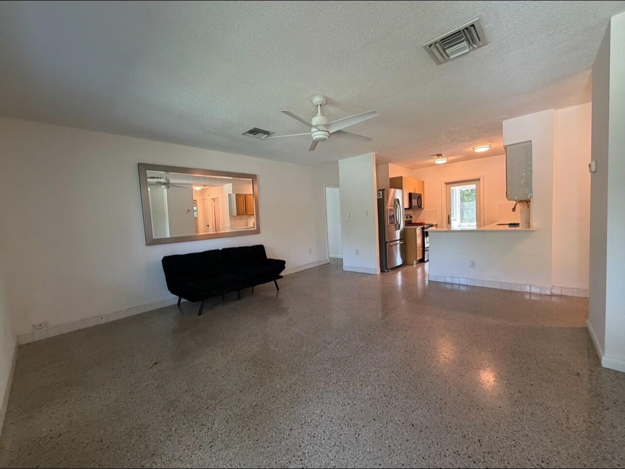 206 NE 5th Avenue — photo 12
