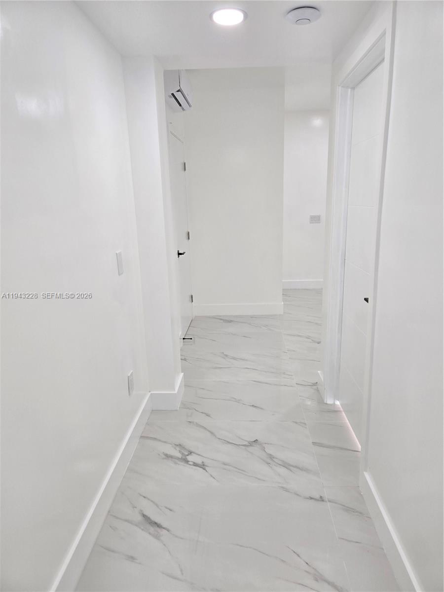 987 NE 145 B B, North Miami, FL 33161, North Miami