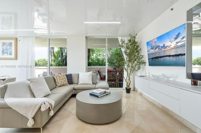 17555 Atlantic Boulevard 508, Sunny Isles Beach, FL 33160