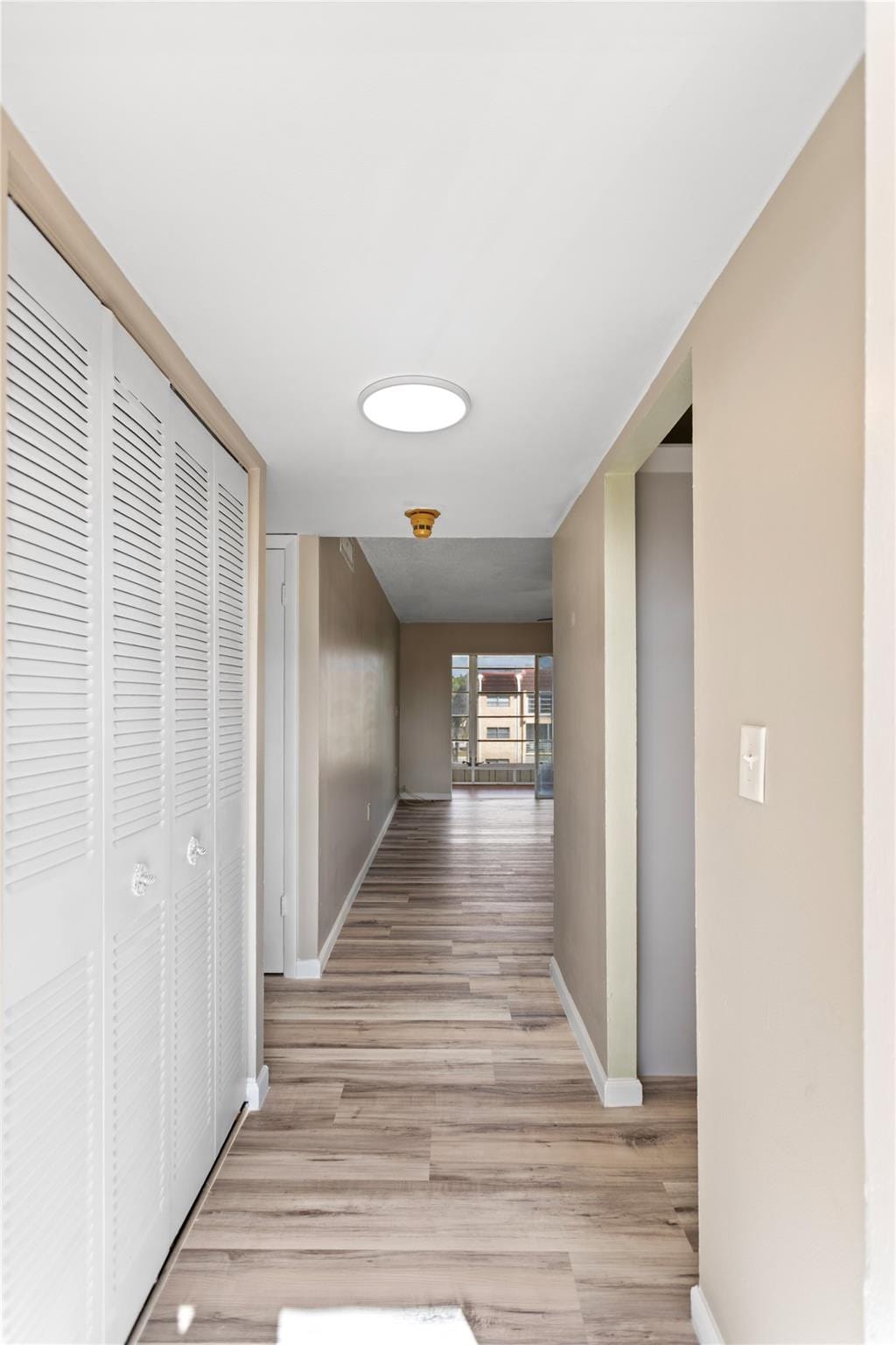 2720 N Pine Island Road 307 — photo 8