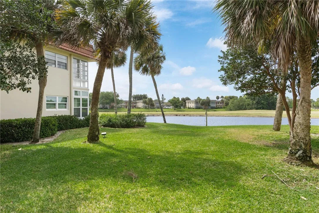 31 Vista Gardens Trail 105, Vero Beach, FL 32962, Vero Beach