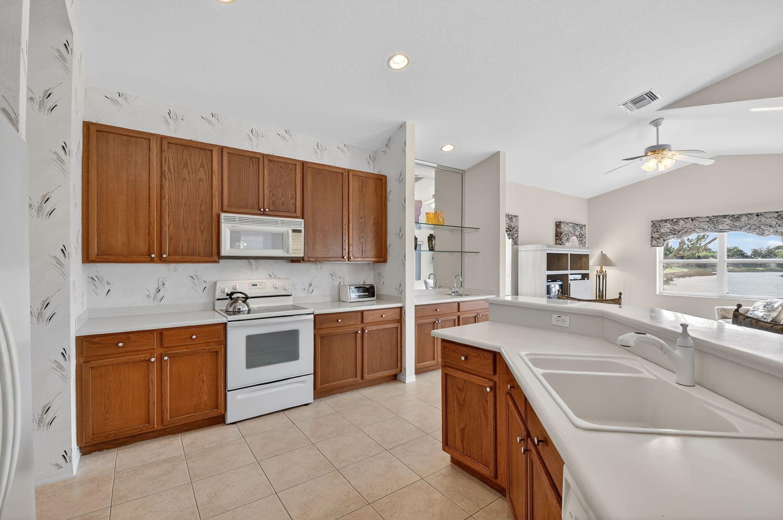 8440 Grand Messina Circle — photo 11