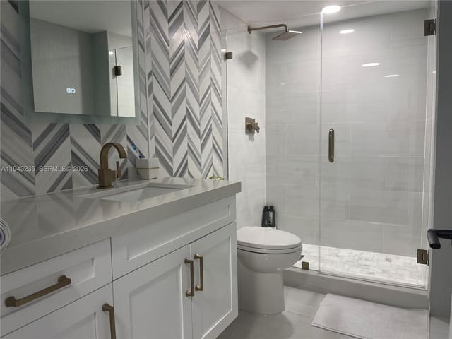 2555 Collins Avenue 1409, Club Atlantis, Miami Beach, FL