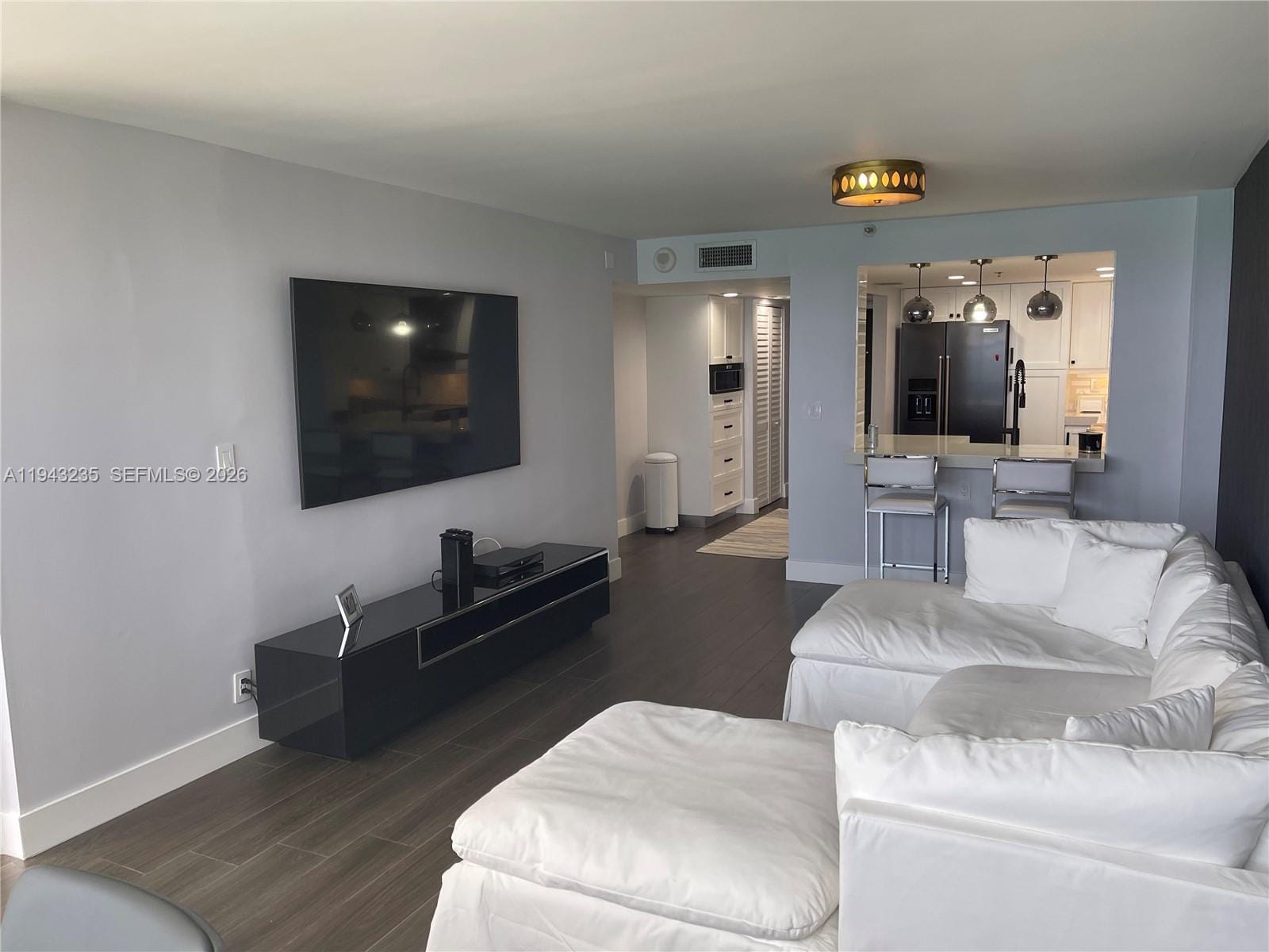 2555 Collins Avenue 1409, Miami Beach, FL 33140 photo 17