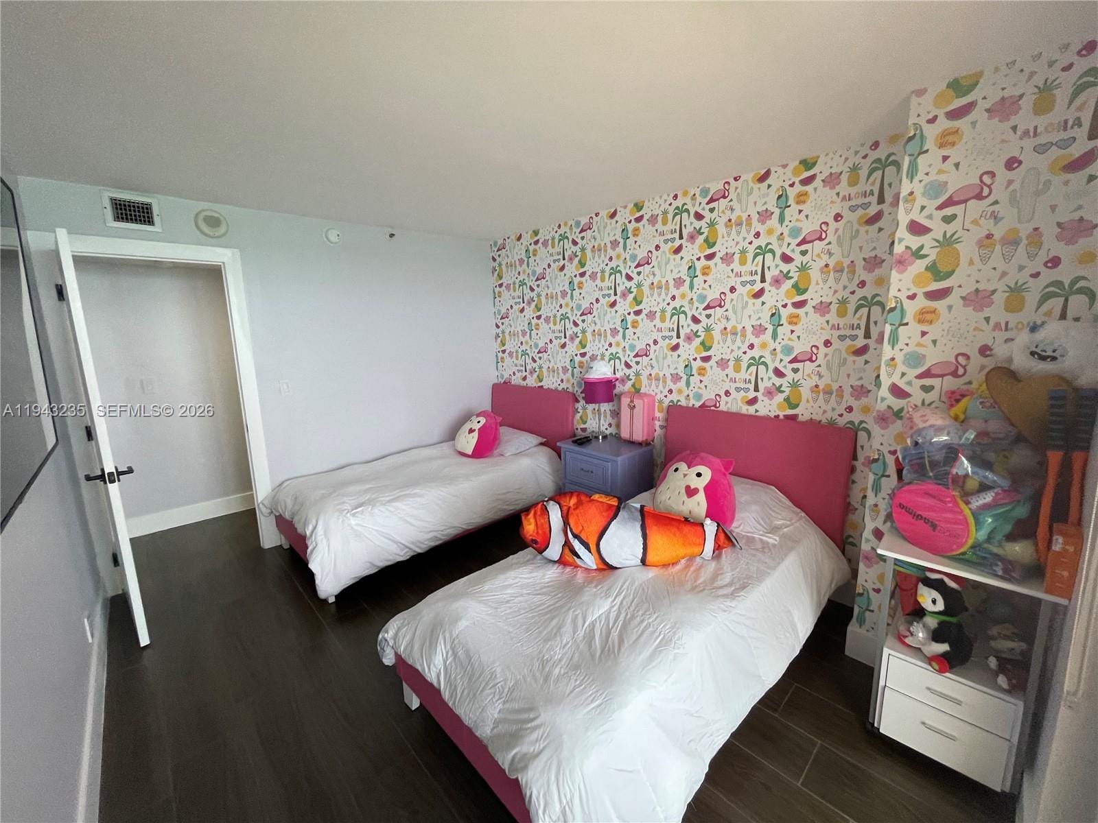 2555 Collins Avenue 1409, Miami Beach, FL 33140 photo 21
