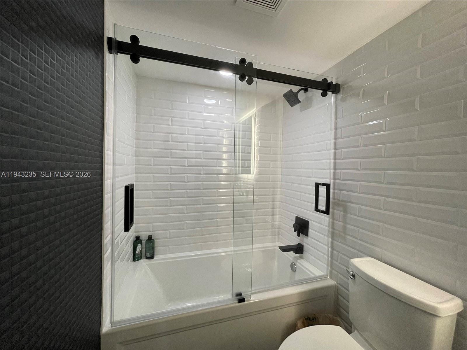 2555 Collins Avenue 1409, Miami Beach, FL 33140 photo 29