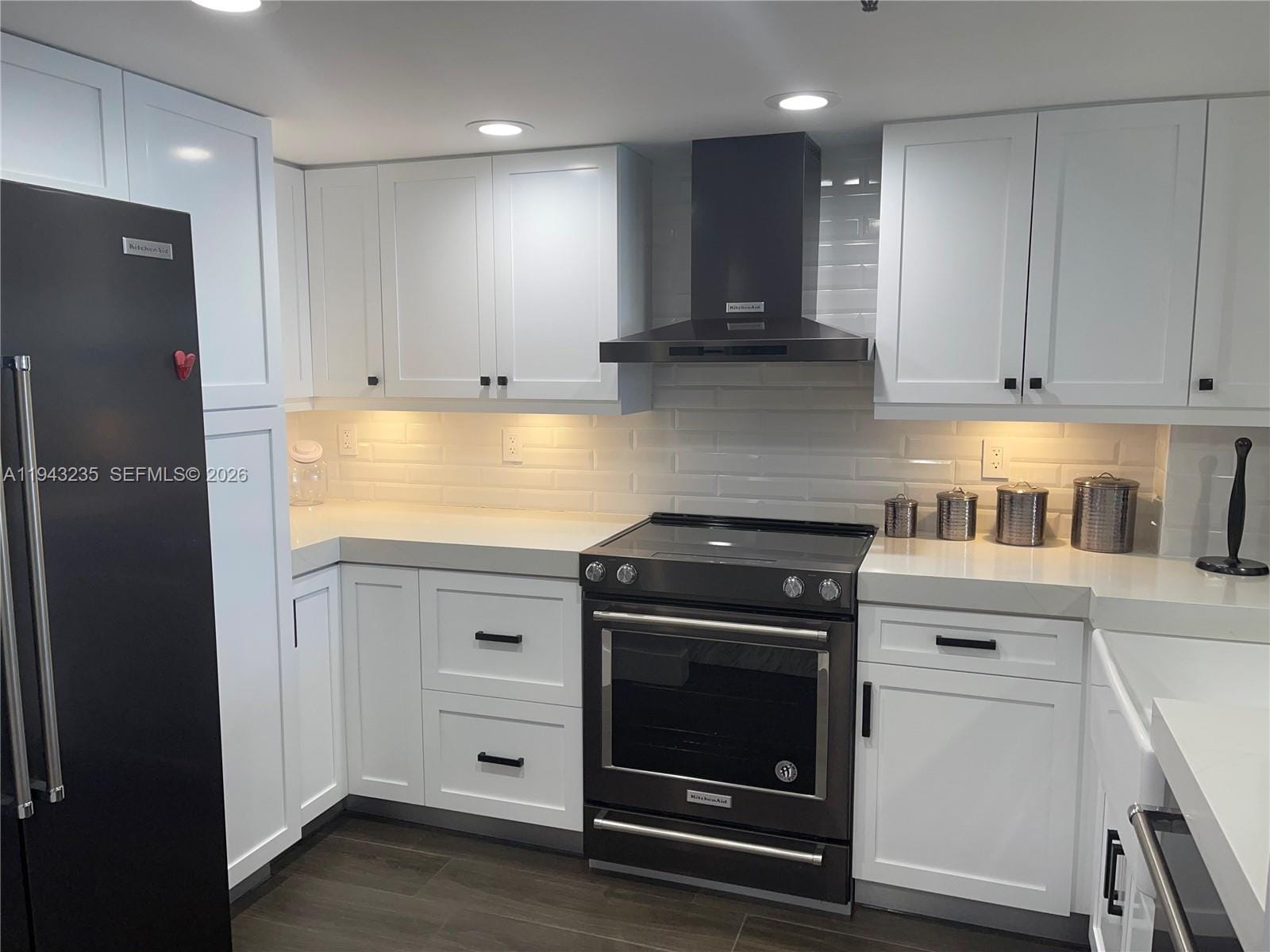 2555 Collins Avenue 1409 — photo 7