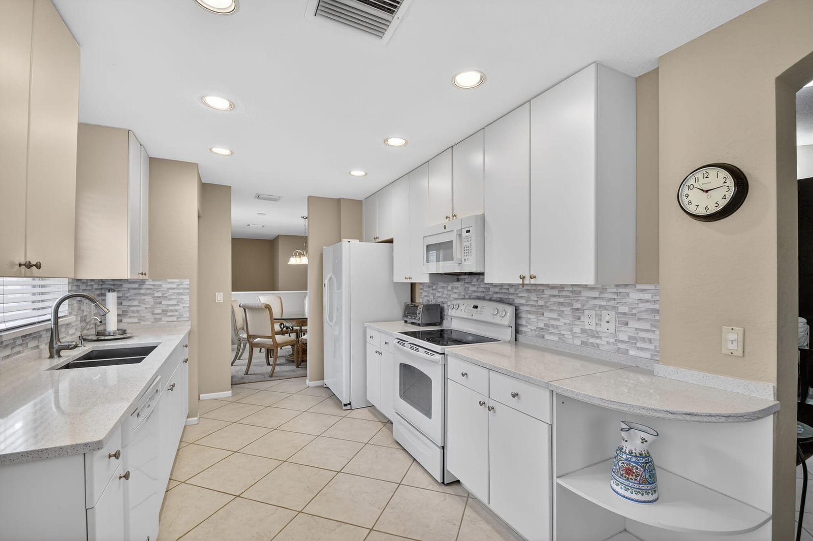 12474 Crystal Pointe Drive 202, Boynton Beach, FL 33437 photo 16