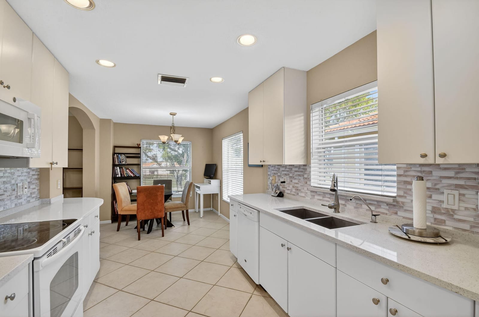 12474 Crystal Pointe Drive 202, Boynton Beach, FL 33437 photo 18