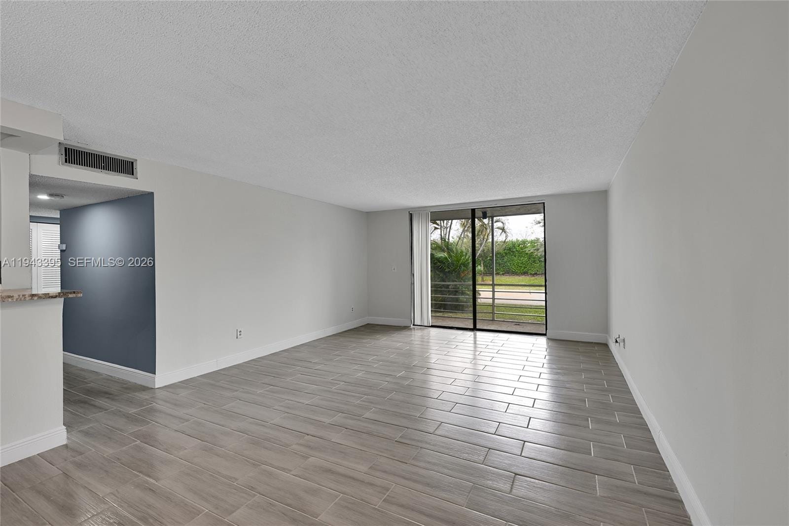 2850 Somerset Drive 105L, Lauderdale Lakes, FL 33311 photo 8