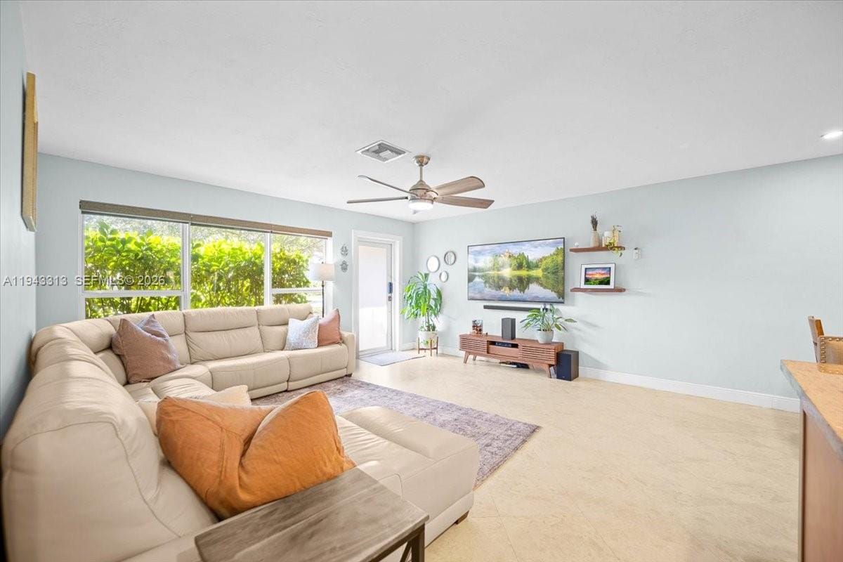 1864 SW 37th Avenue, Fort Lauderdale, FL 33312 photo 9