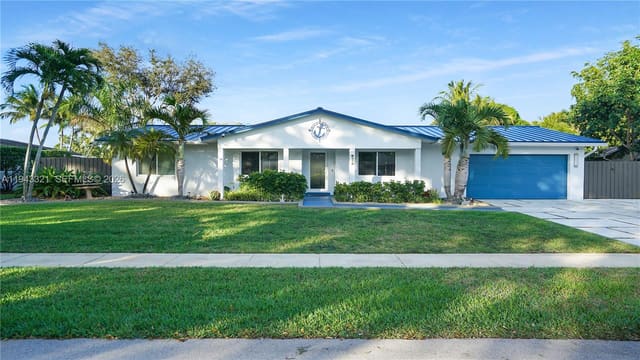 5921 SW 17th Street, sold in Sala Del Mar, Plantation, FL