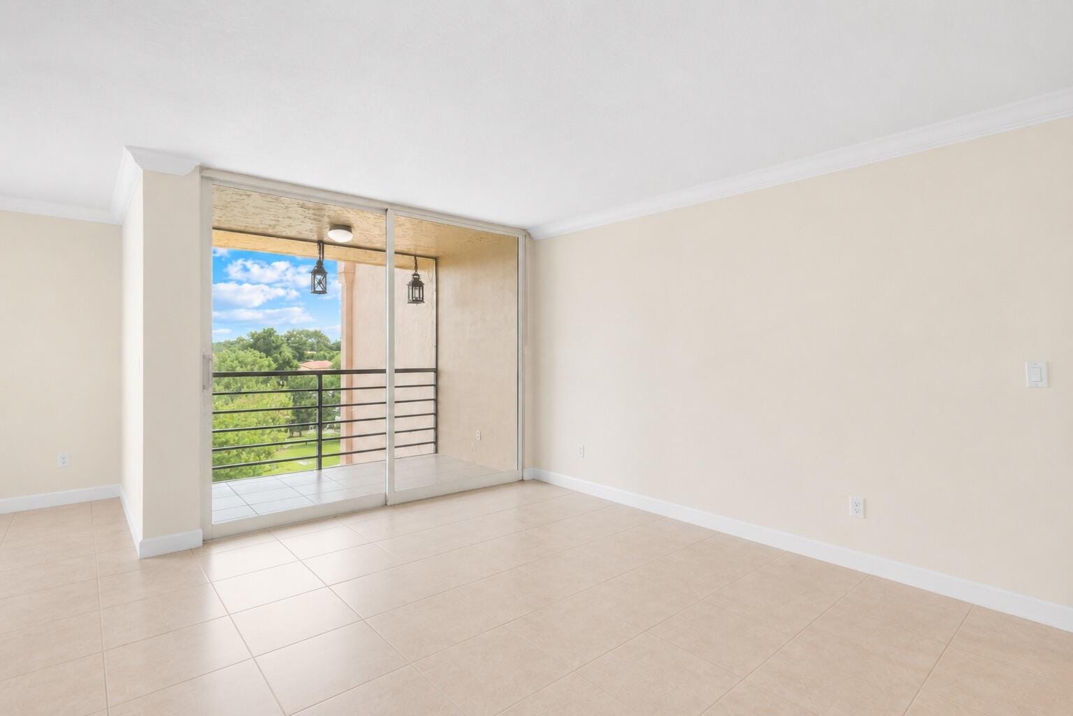 9470 Live Oak Place 409 — photo 7
