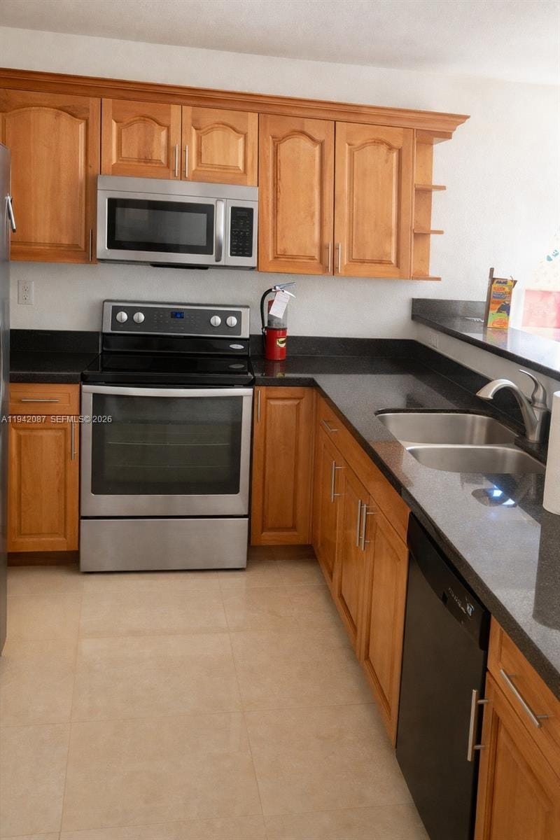 16585 NE 3 Avenue — photo 6