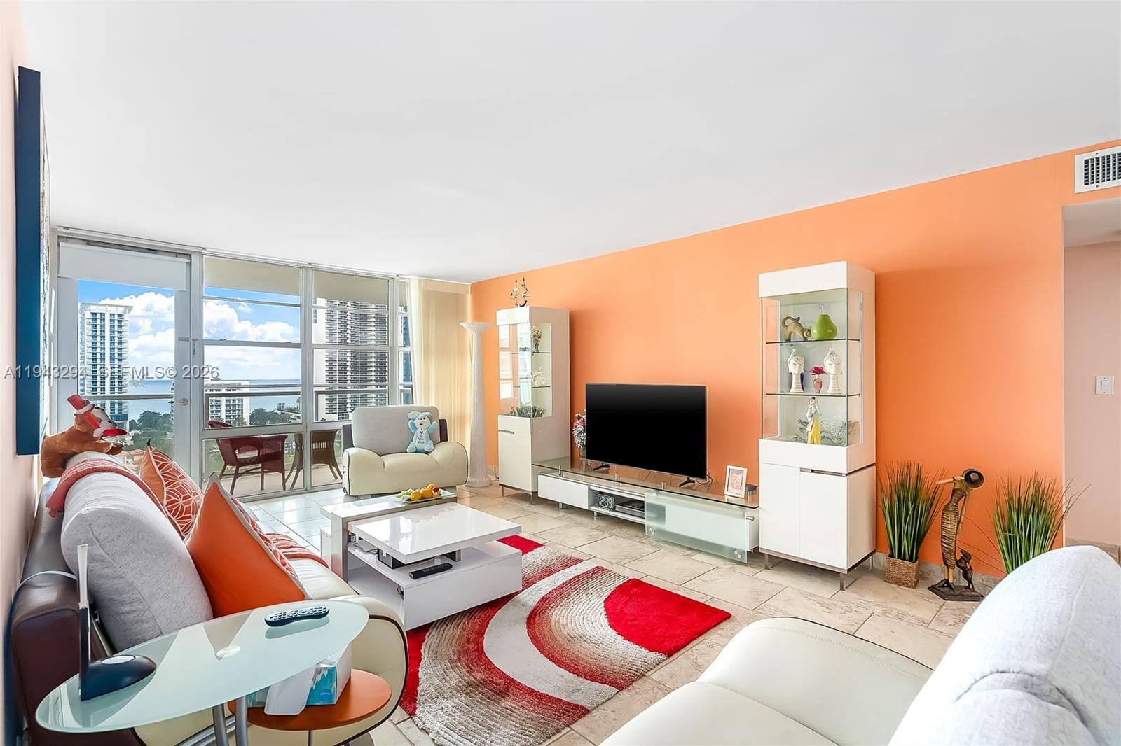 230 174th Street 1520, Sunny Isles Beach, FL 33160 photo 2