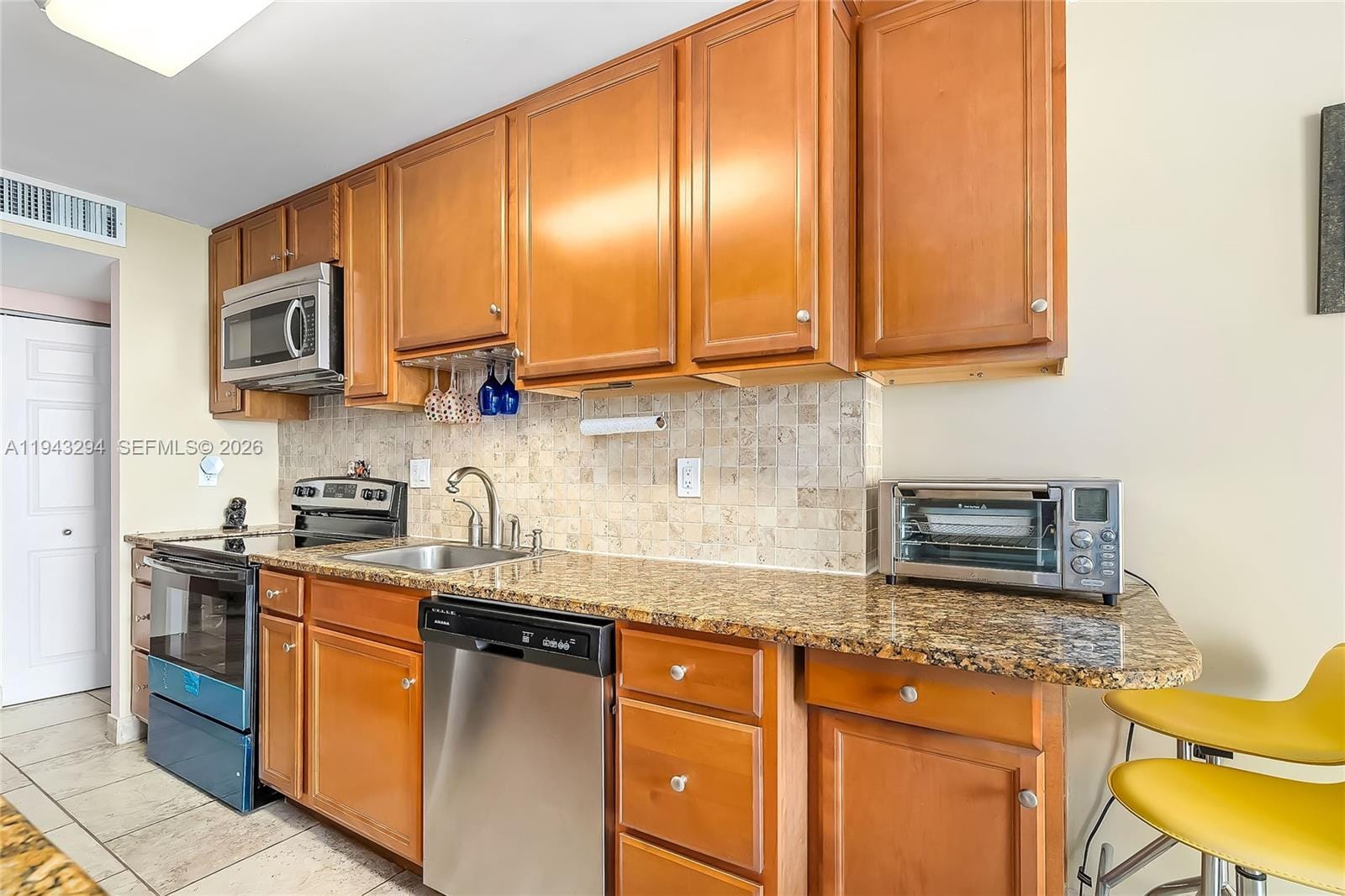230 174th Street 1520, Sunny Isles Beach, FL 33160 photo 17