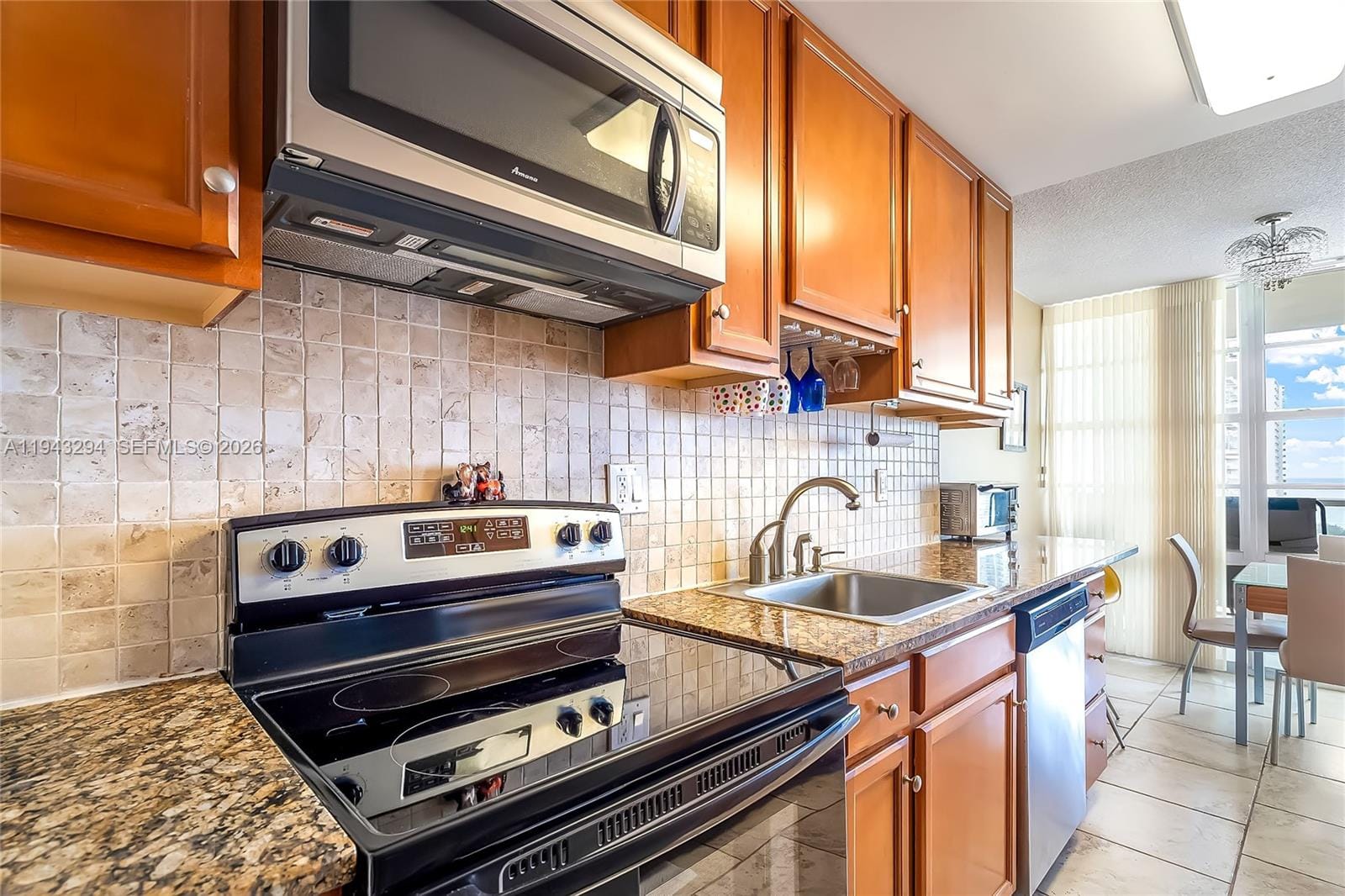 230 174th Street 1520, Sunny Isles Beach, FL 33160 photo 4