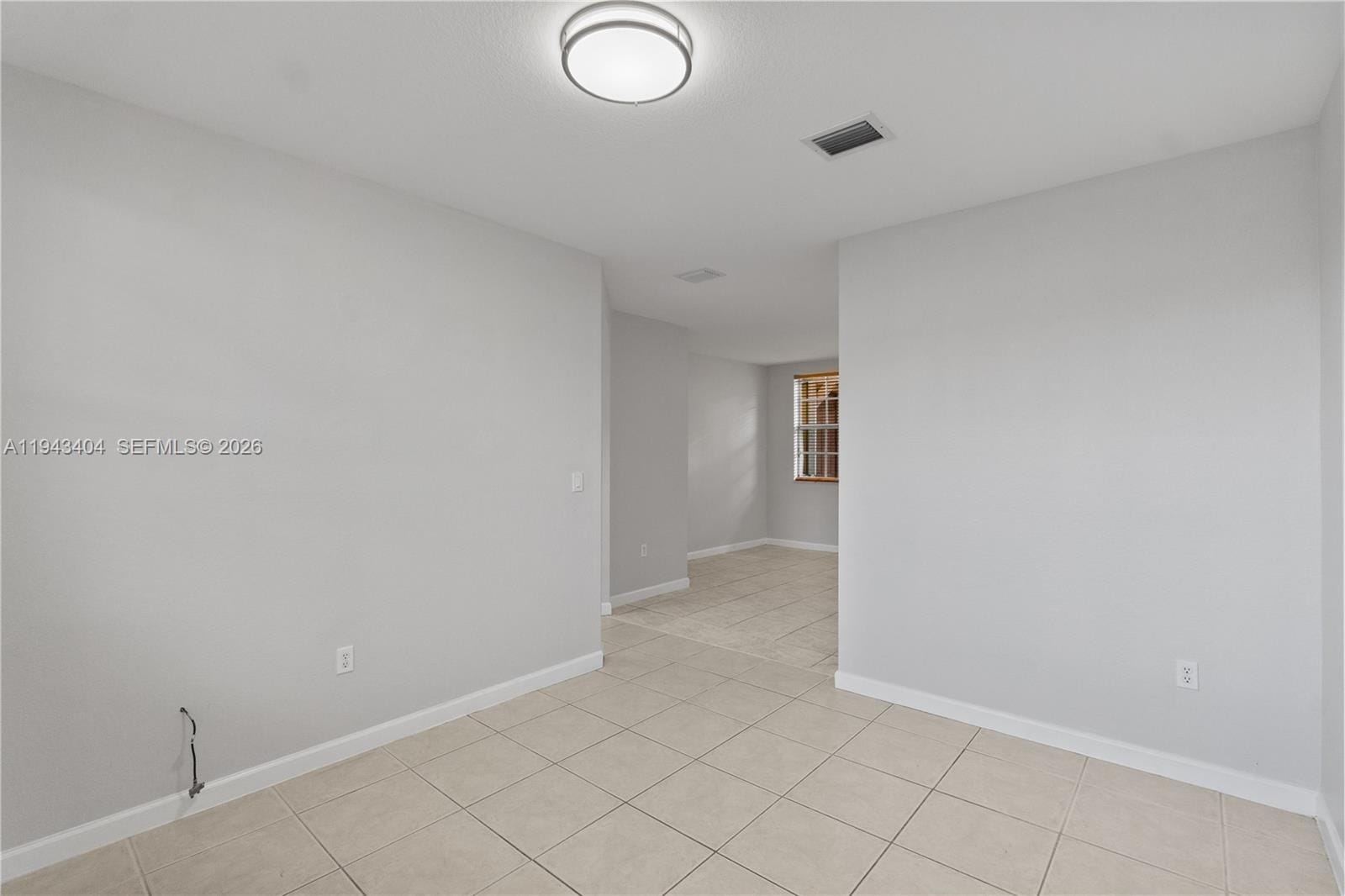 1655 NE 33rd Road 1024 — photo 9