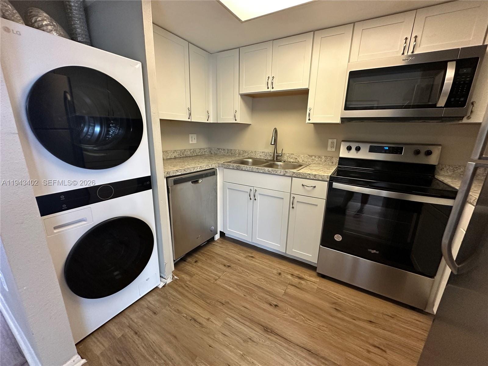 6060 Village Circle — photo 6