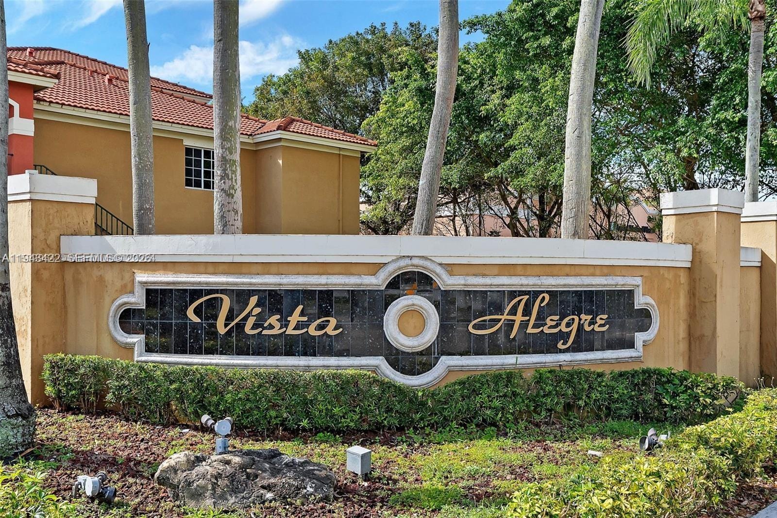 15421 SW 133rd Place 911, Miami, FL 33177