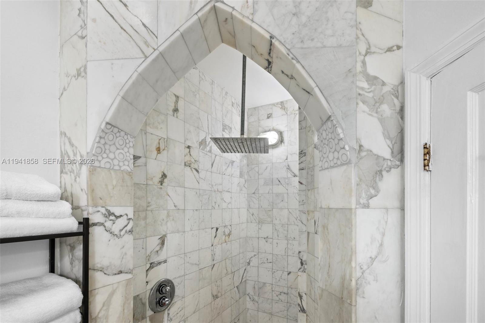 1908 N Ocean Drive 1B & 2B package — photo 11