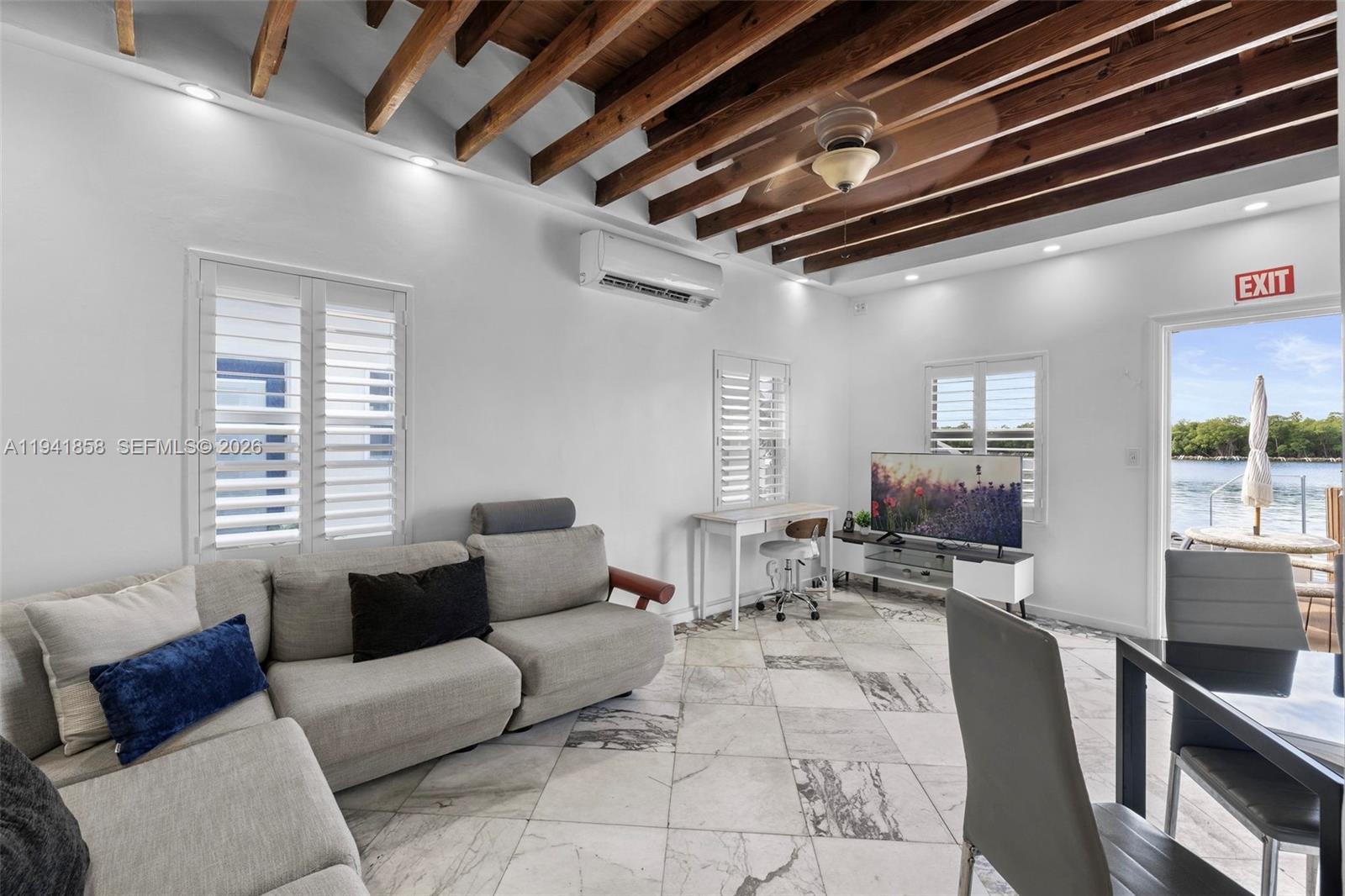 1908 N Ocean Drive 1B & 2B package — photo 9