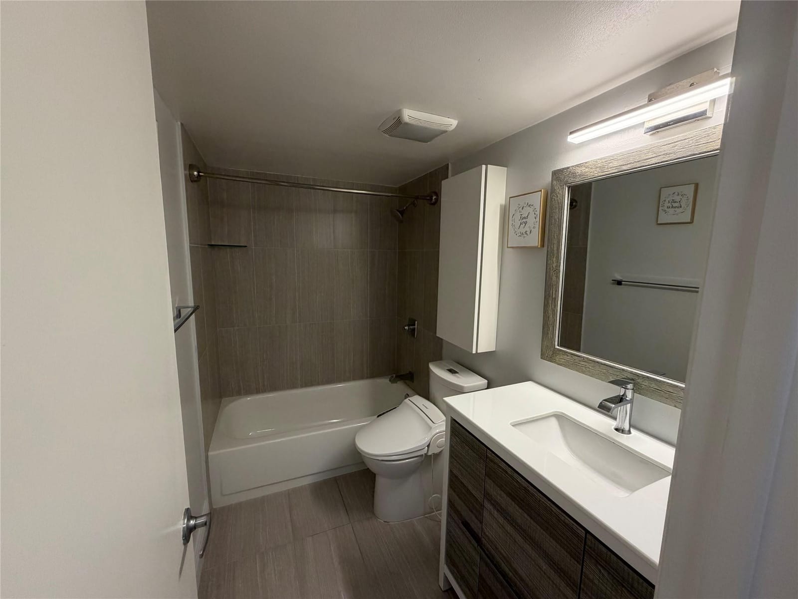 1101 River Reach Drive 205 — photo 10