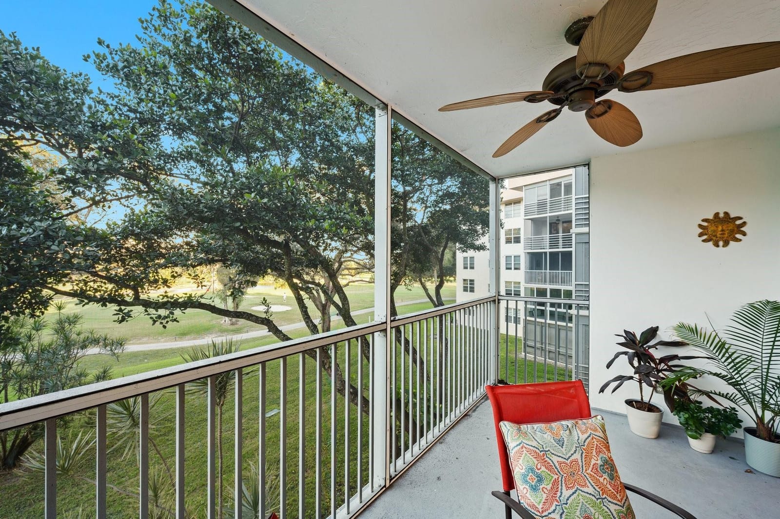 3900 Oaks Clubhouse Drive 310, Pompano Beach, FL 33069 photo 20