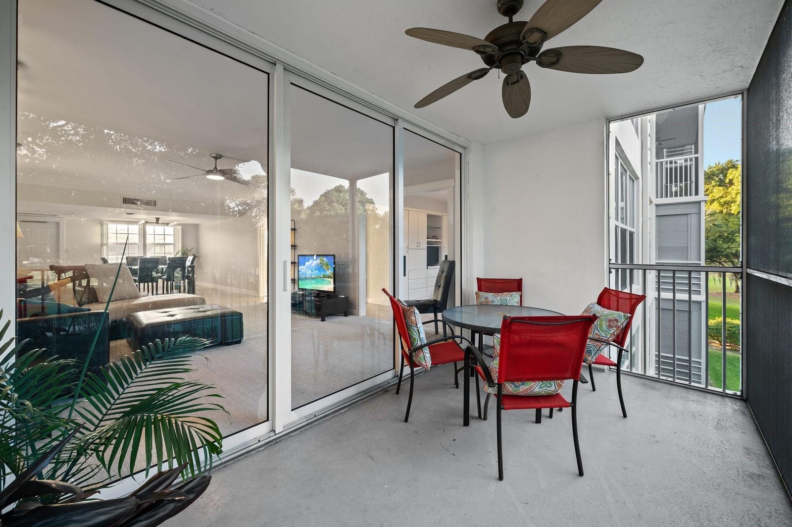 3900 Oaks Clubhouse Drive 310, Pompano Beach, FL 33069 photo 21