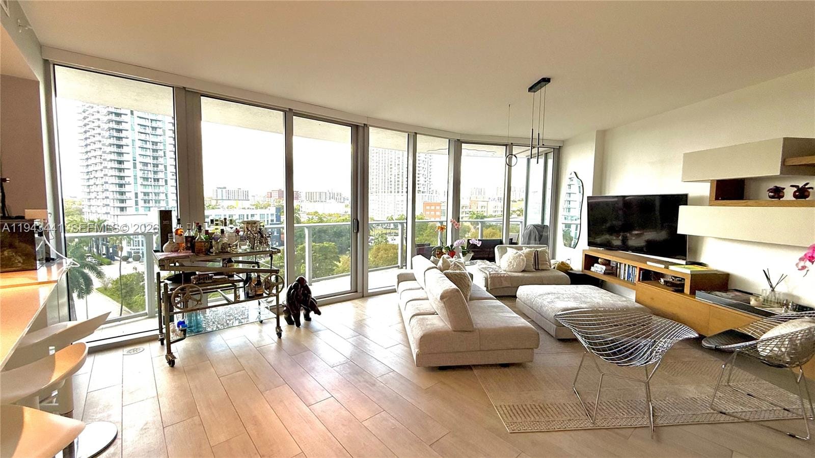 488 NE 18th Street 700, Miami, FL 33132 photo 2