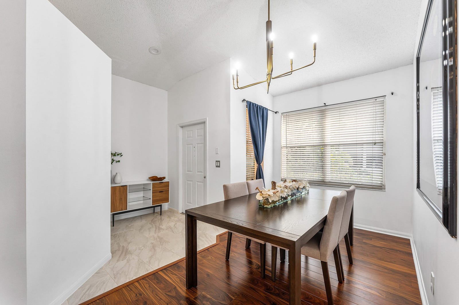 370 Coral Trace Lane — photo 4