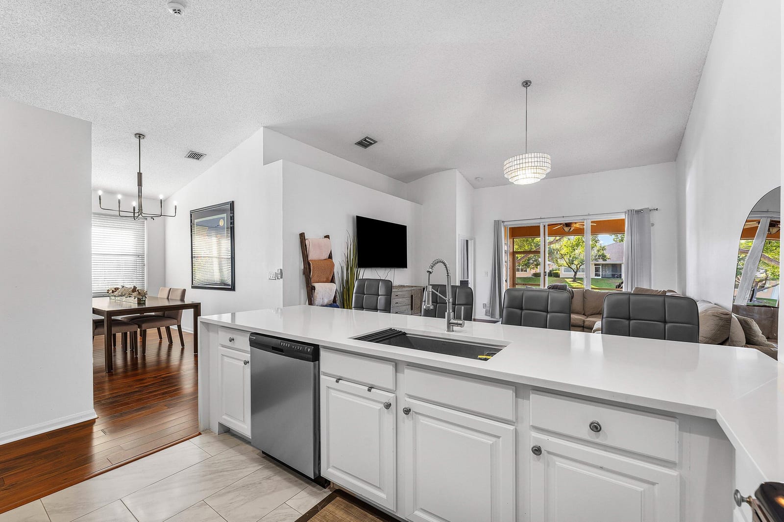 370 Coral Trace Lane — photo 8