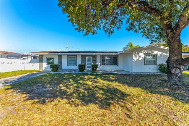10535 SW 161st Terrace, sold in Fairway Pines, Miami, FL