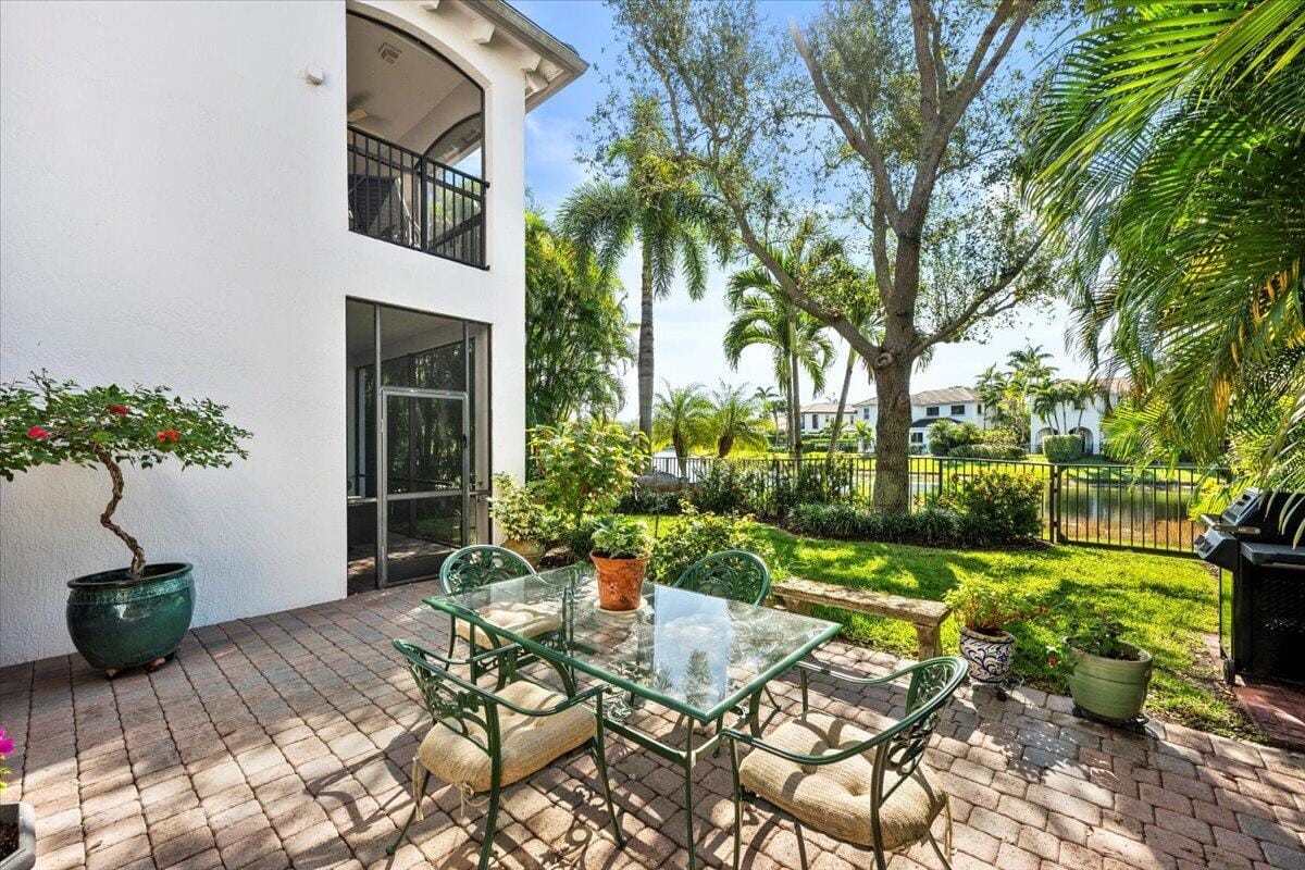 1437 Barlow Court, Palm Beach Gardens, FL 33410