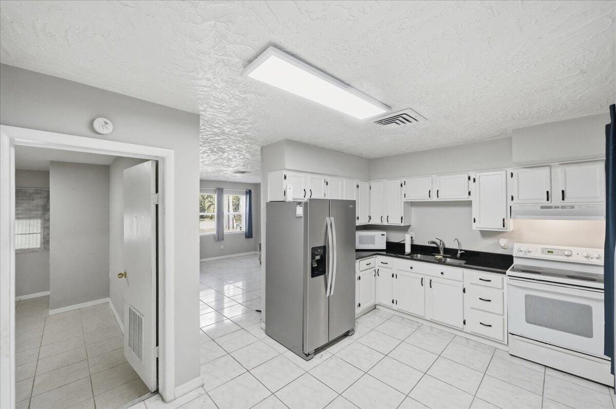 1813 Edgevale Road, Fort Pierce, FL 34982 photo 18