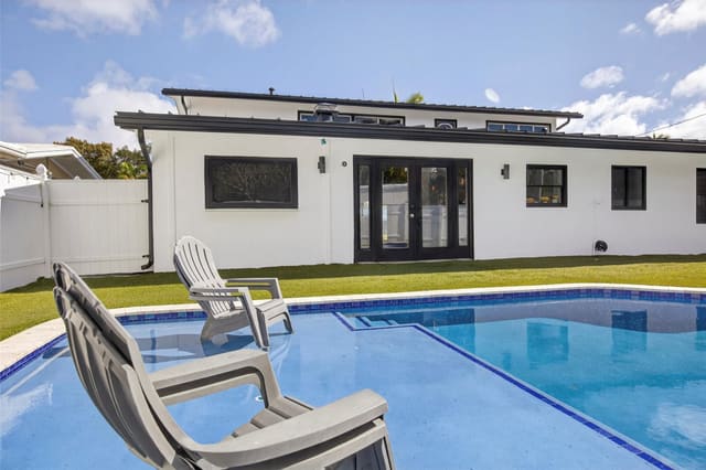 1474 SW 19th Avenue, sold in Shady Banks, Fort Lauderdale, FL