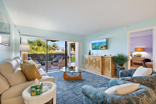 1036 Us Highway 1 119, North Palm Beach, FL 33408