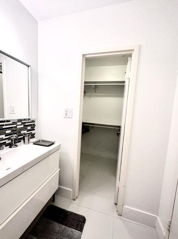 100 Lincoln Road 526 — photo 7
