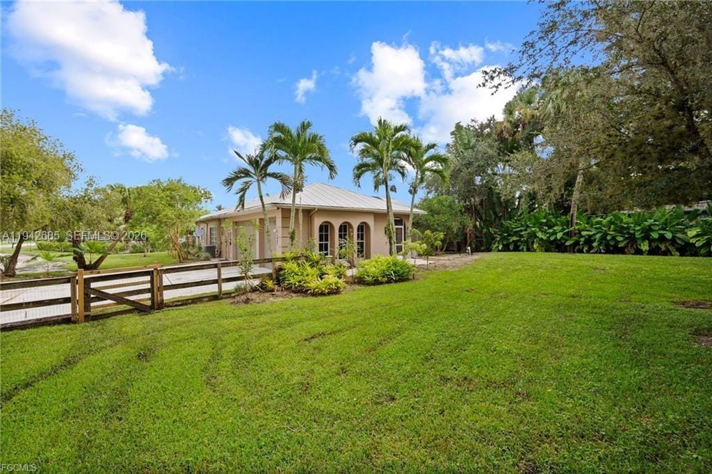 1981 Carbonata Drive, FL 33920 photo 5