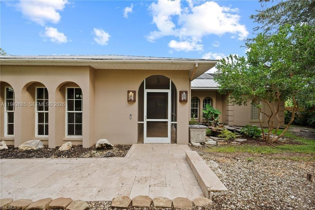 1981 Carbonata Drive, FL 33920 photo 7