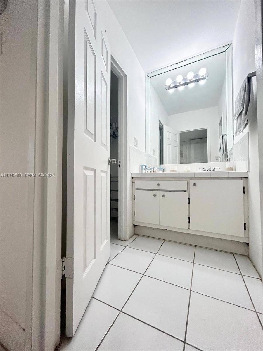 100 Lincoln Road 524 — photo 5