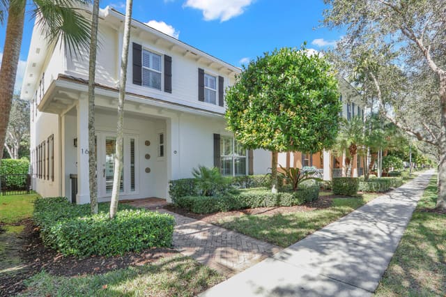 164 W Bay Cedar Circle, Jupiter, FL 33458